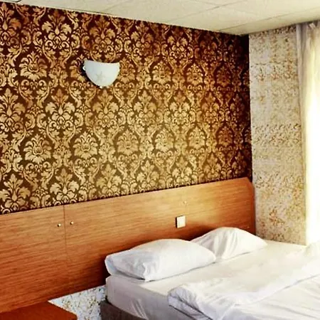 Hotell Avcilar Dedem 3*